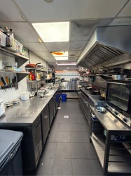 Maju Avenue (D19), Retail #635912711